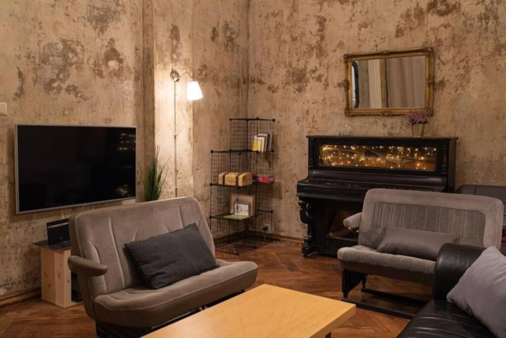 Horse House Apartment Рига Экстерьер фото